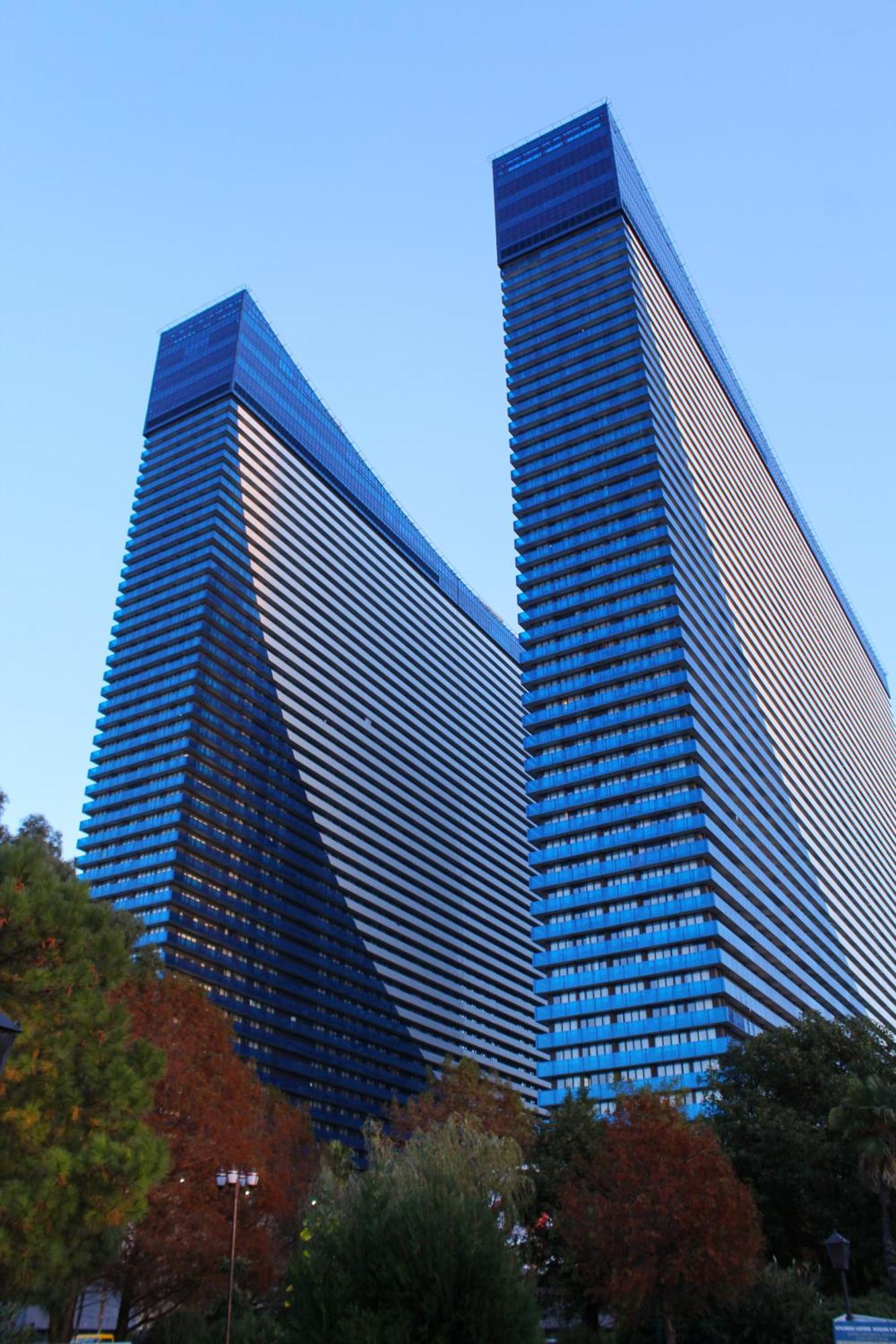 Best Location Apartments In バトゥーミ エクステリア 写真