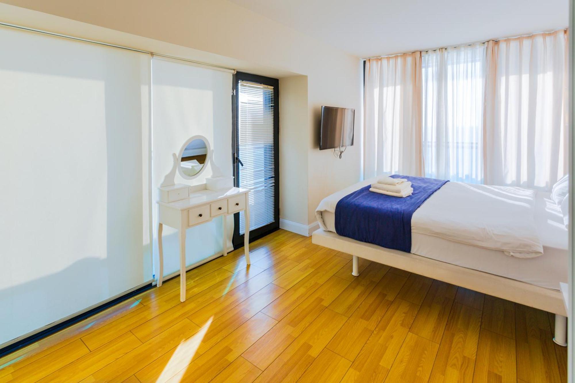 Best Location Apartments In バトゥーミ エクステリア 写真