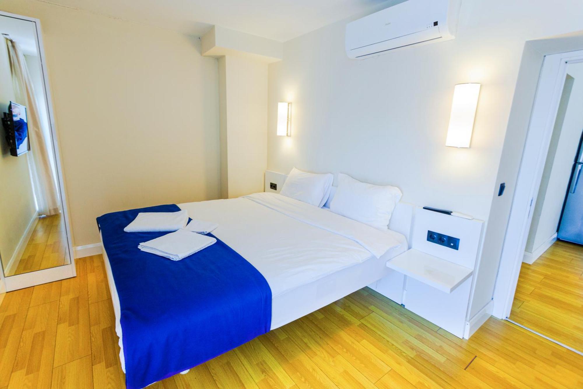 Best Location Apartments In バトゥーミ エクステリア 写真